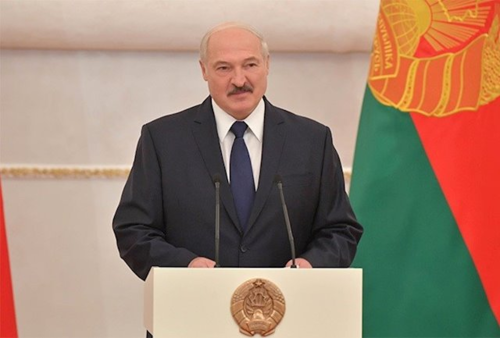 Александр Лукашенко хувьсгал хийхийг зөвшөөрөхгүй гэв
